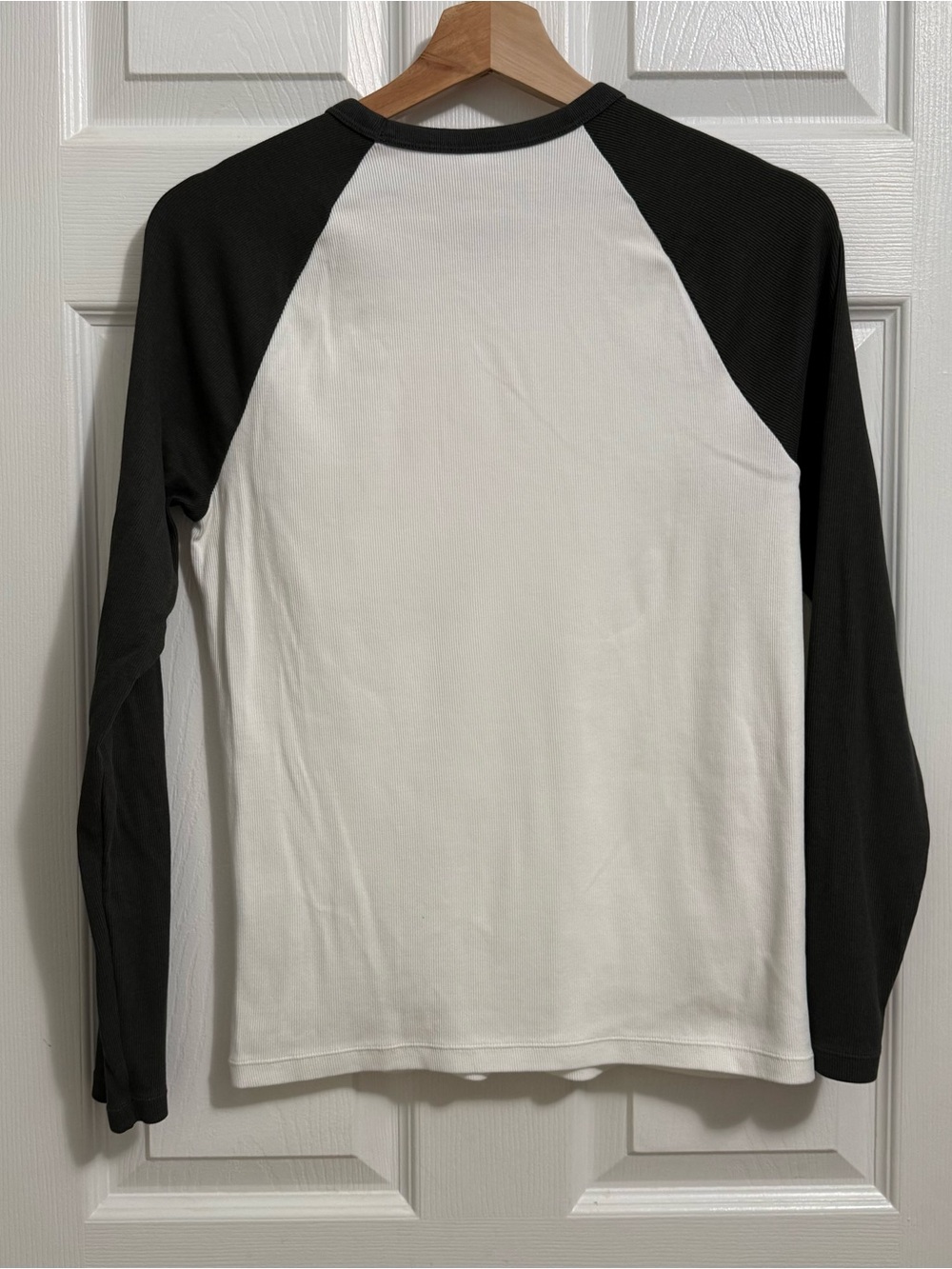 Uniqlo Soft Ribbed Raglan T-Shirt L/S - Picture 2 of 4